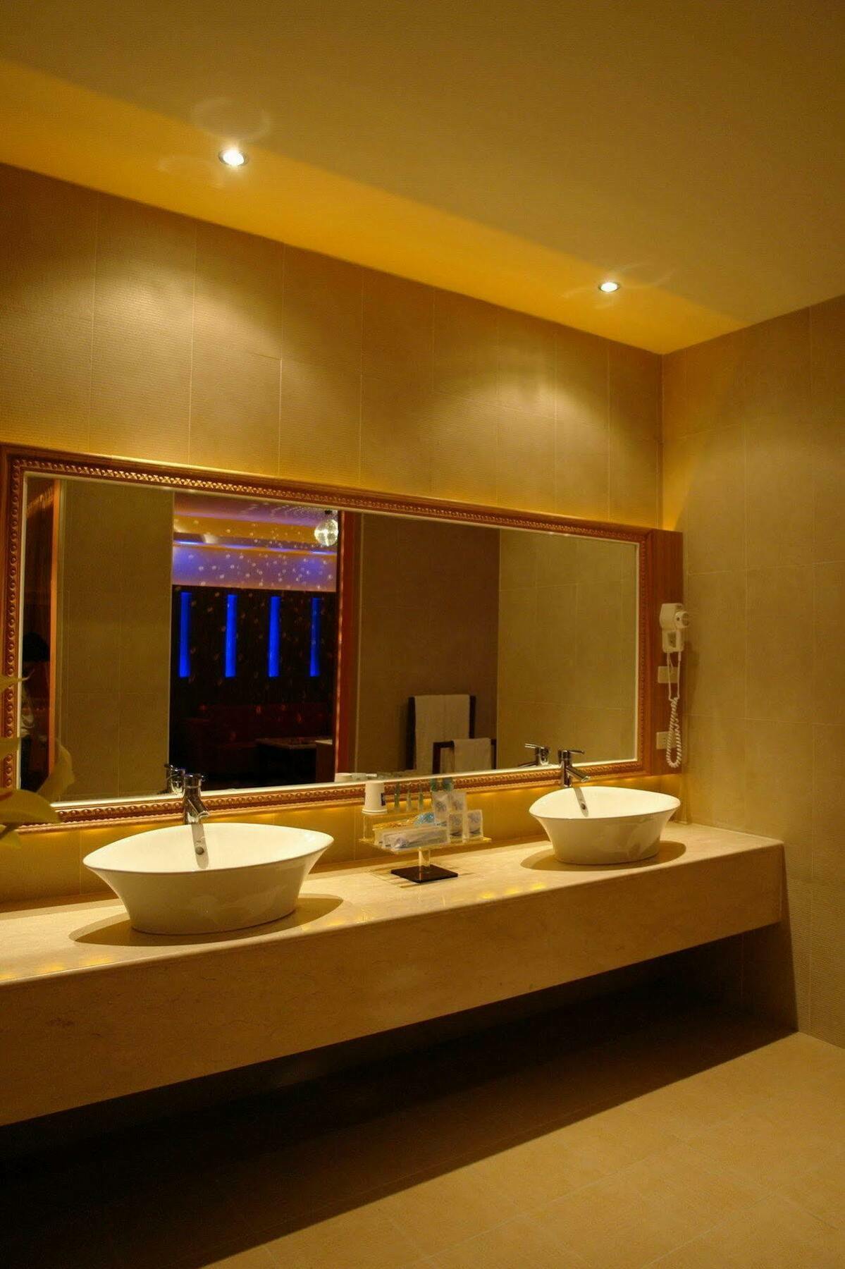 Qin Hai Motel Nantou Экстерьер фото